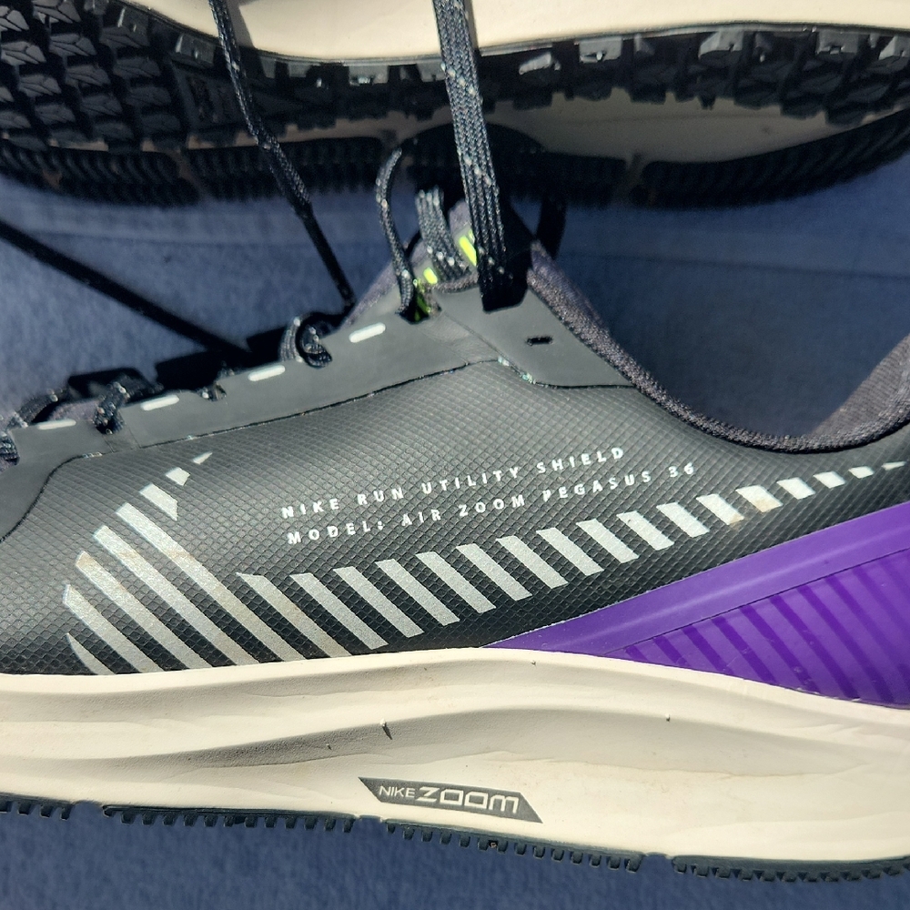 Nike Men's Air Zoom Pegasus - Gray, Purple & White size 9